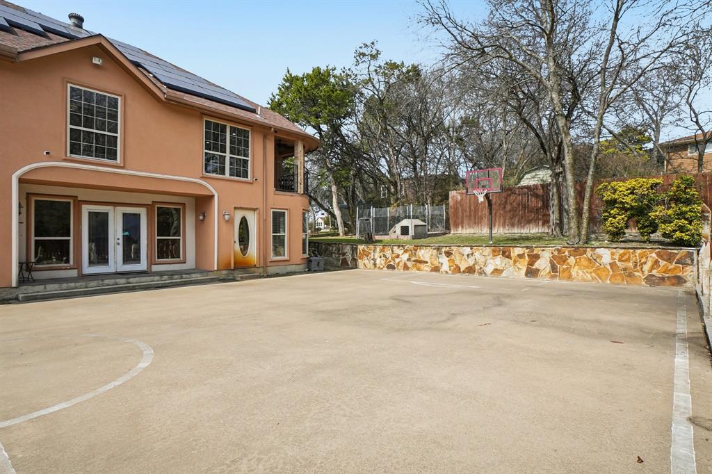 Winona Gardens 02 - Residential