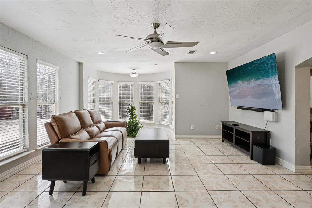 Winona Gardens 02 - Residential