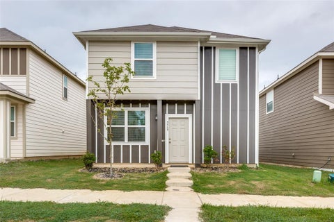 Photo of 5569 Willamette Drive, Fort Worth, TX 76119 (MLS # 21347709)