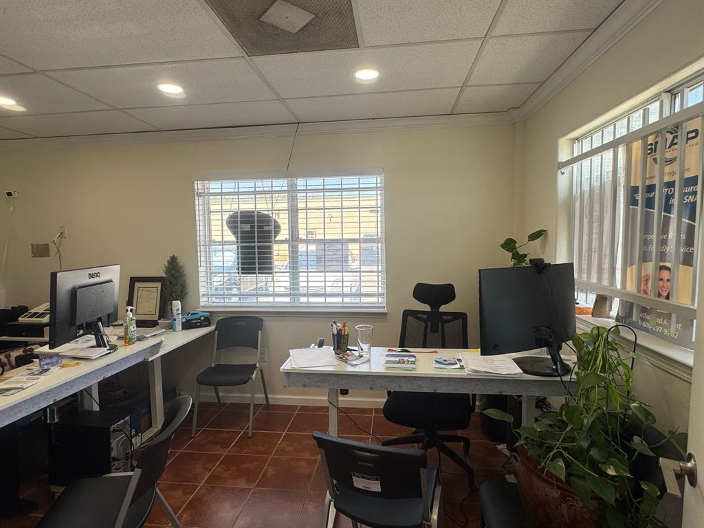 Penman - Commercial Sale