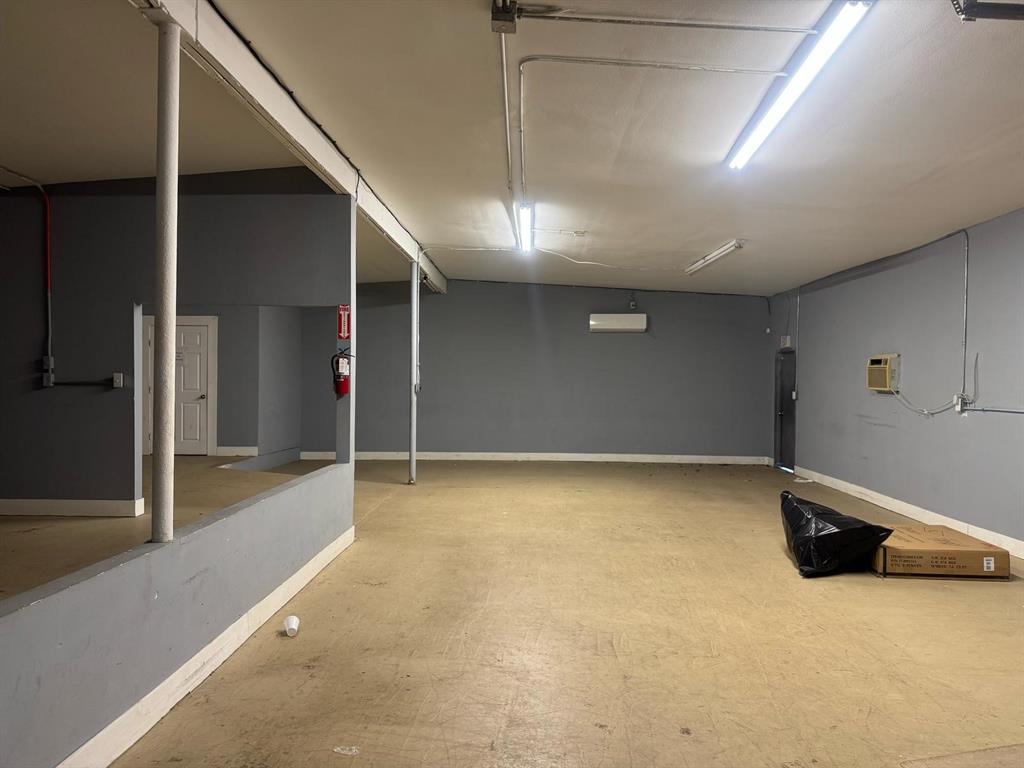 Penman - Commercial Sale