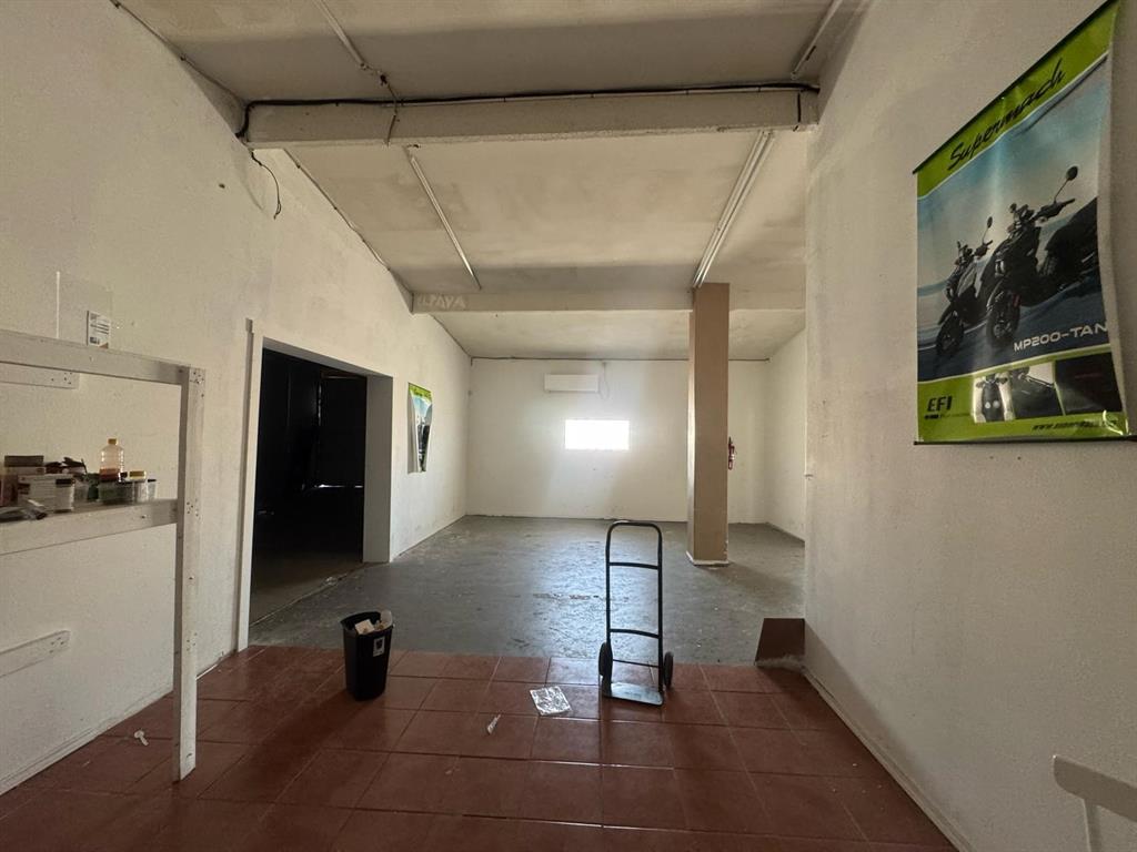 Penman - Commercial Sale