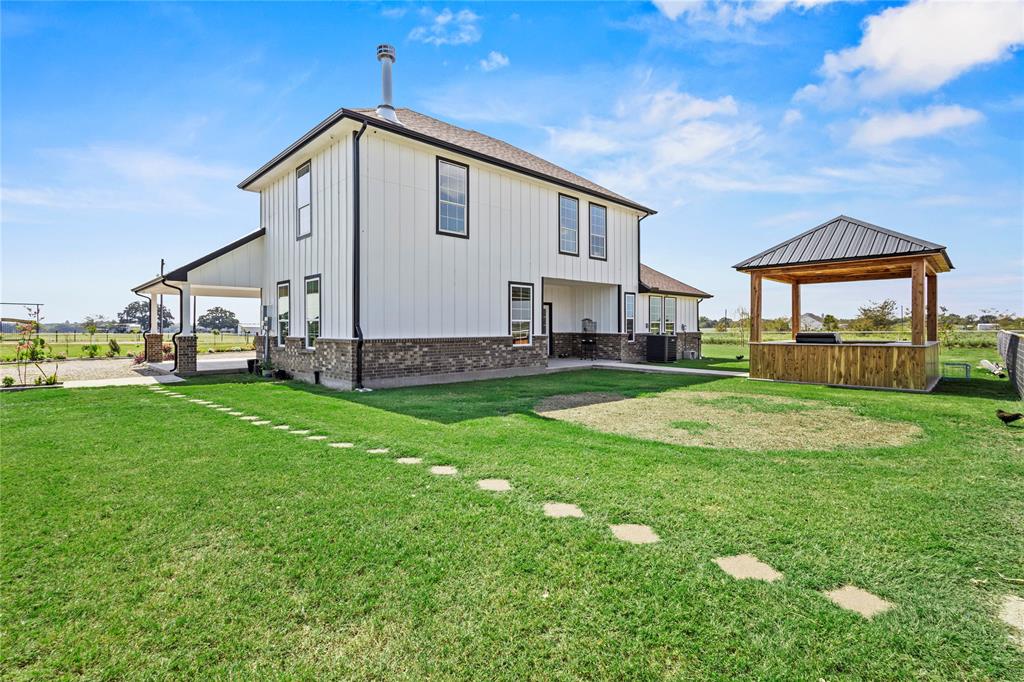 233 Private Road 7786