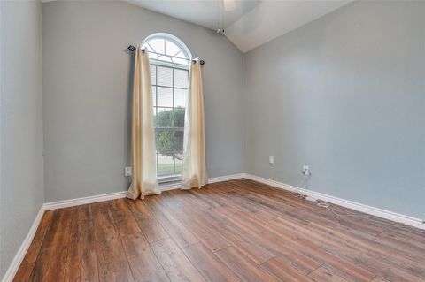 Tiny photo for 215 Cain Drive, Cedar Hill, TX 75104 (MLS # 21201352)