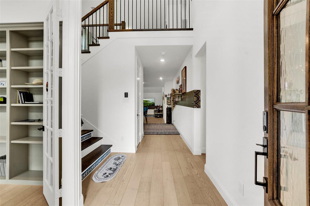 3201 Casa Blanca Street