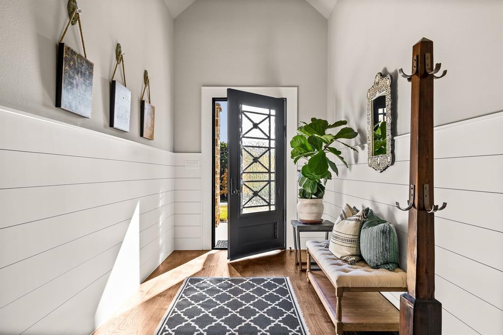 7008 Woodridge Drive