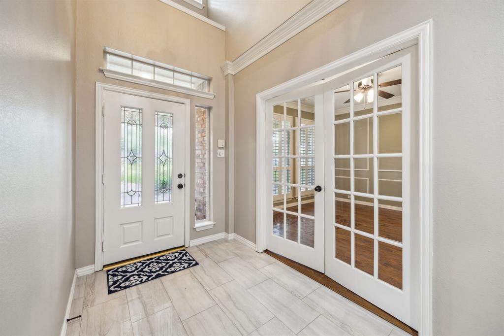 712 Heatherglen Drive