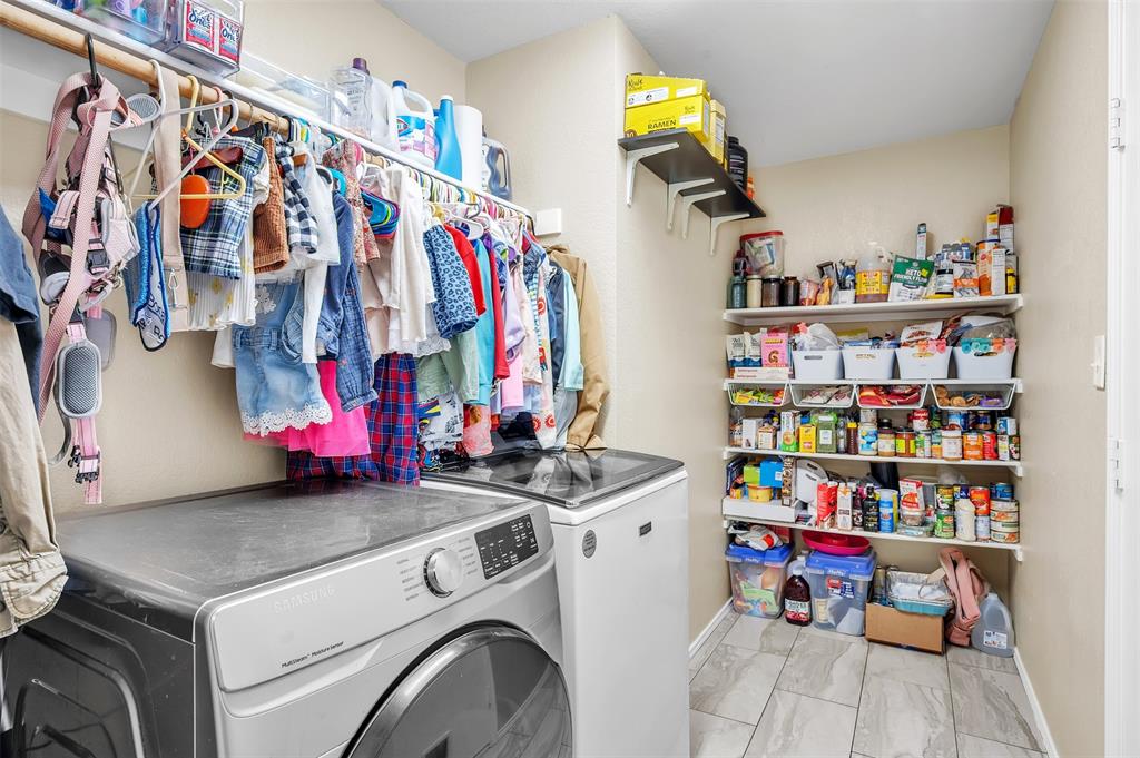 Keswick Gardens Ph 01 - Residential