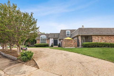 Tiny photo for 10541 Berry Knoll Drive, Dallas, TX 75230 (MLS # 21127137)