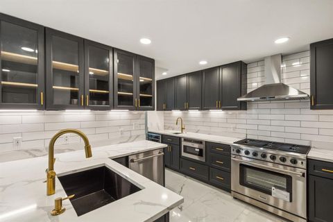 Tiny photo for 10541 Berry Knoll Drive, Dallas, TX 75230 (MLS # 21127137)