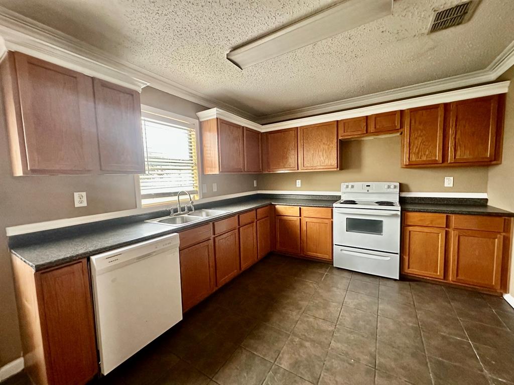 Marine Creek Estates Add - Residential Lease