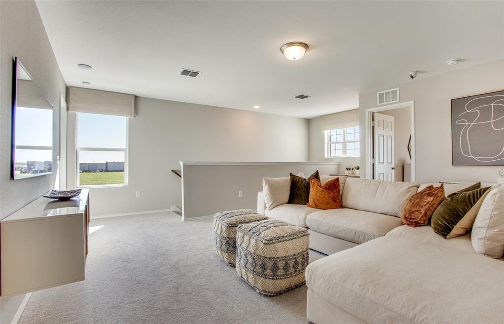 Travis Ranch 30s - Residential