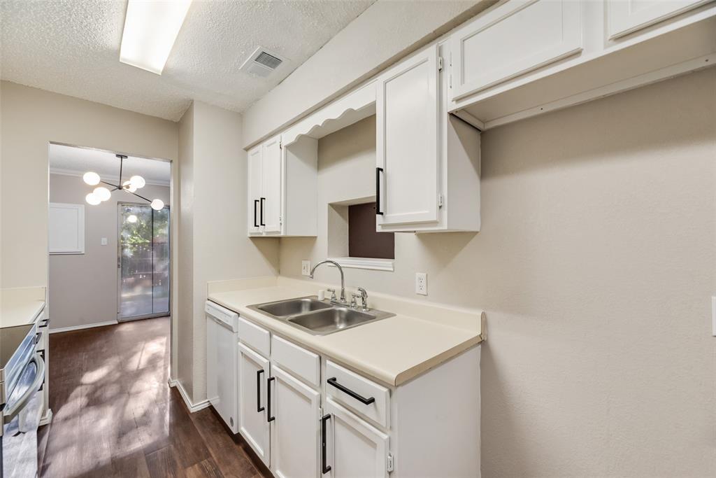 Southern Charm Add - Residential