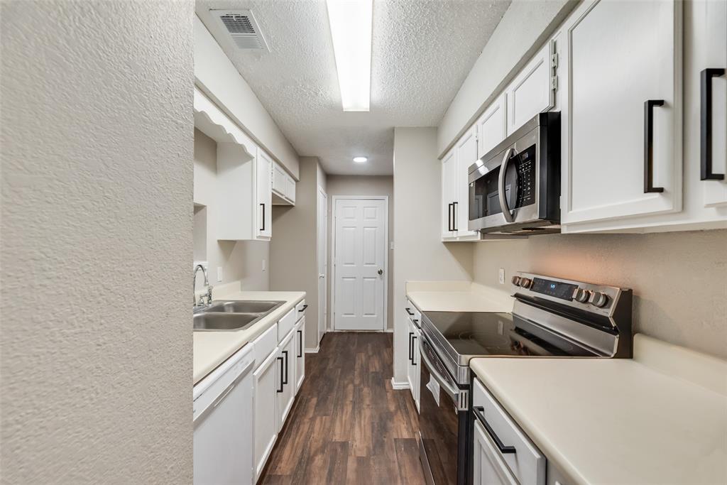 Southern Charm Add - Residential