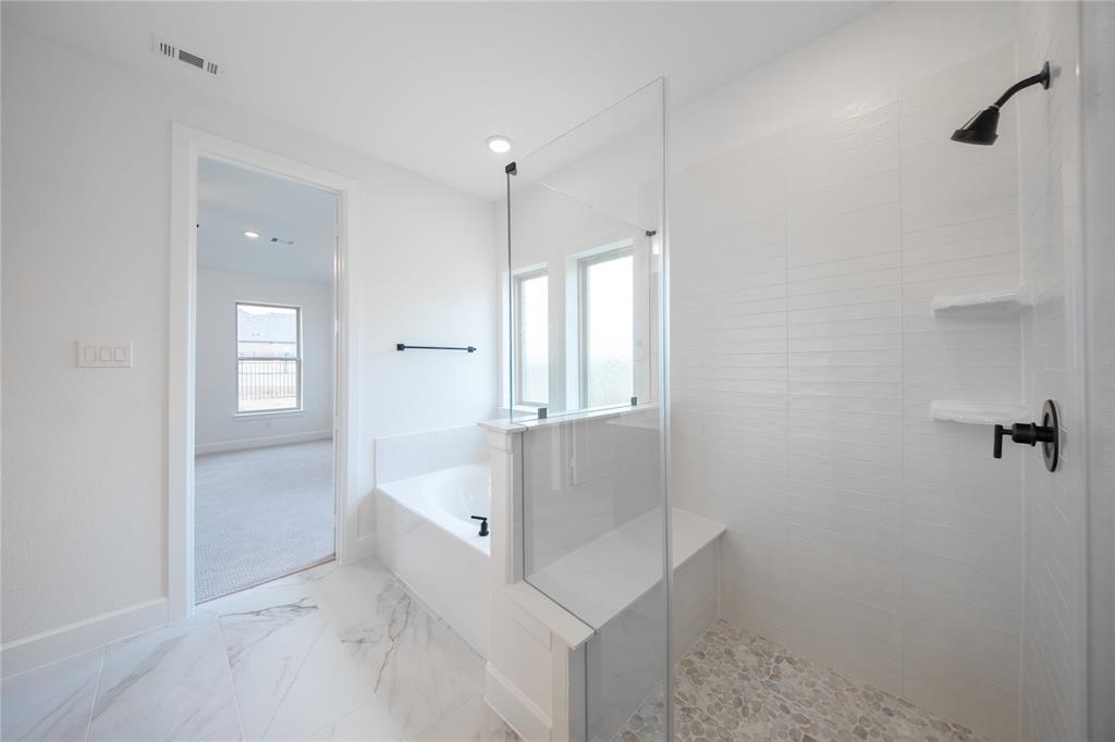 Heath Golf & Yacht Club - Residential