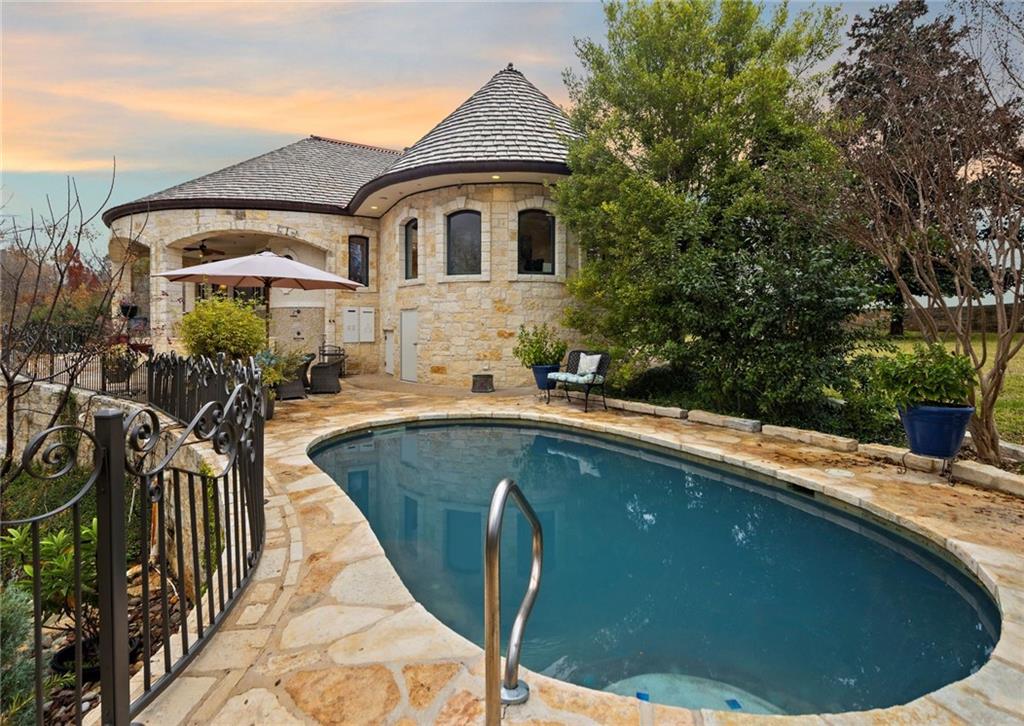 W H Weaver - Residential