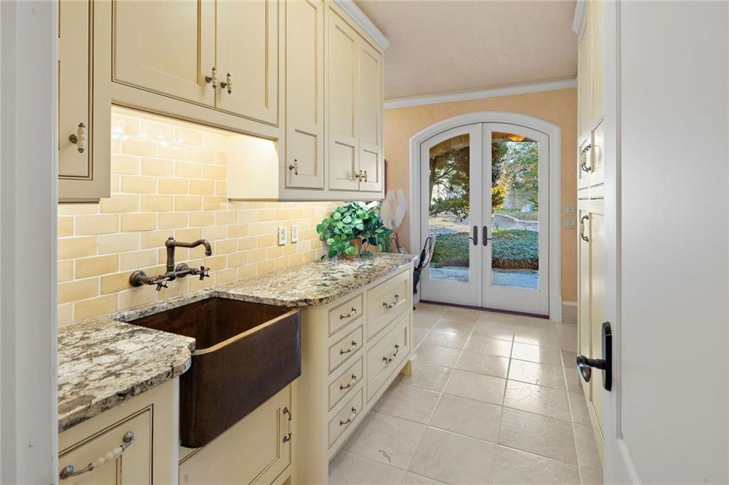 W H Weaver - Residential