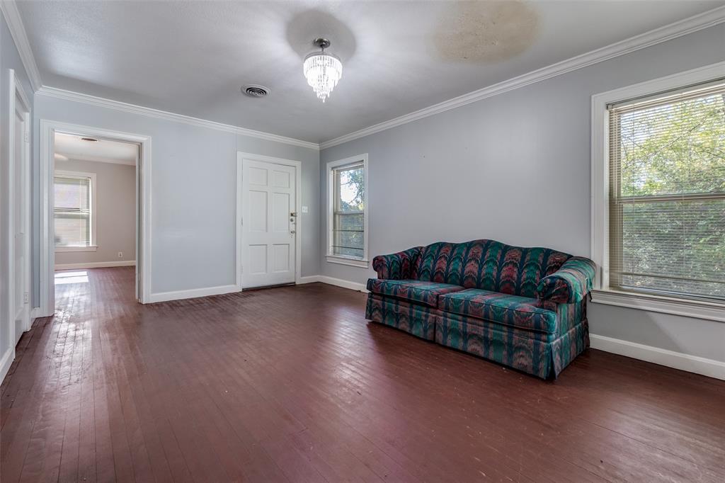 4501-4503 Highview Street