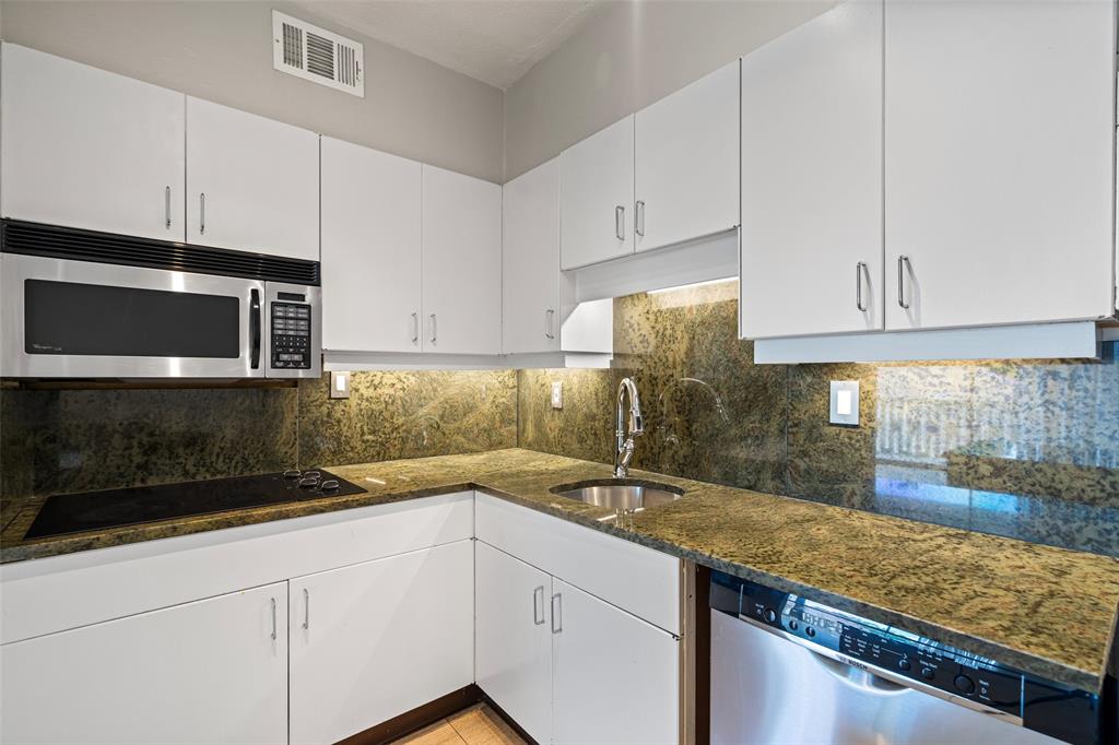 Turtle Crk North Condo - Residential