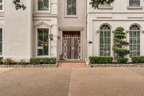 Photo of 7411 Inwood Road, Dallas, TX 75209 (MLS # 21335900)