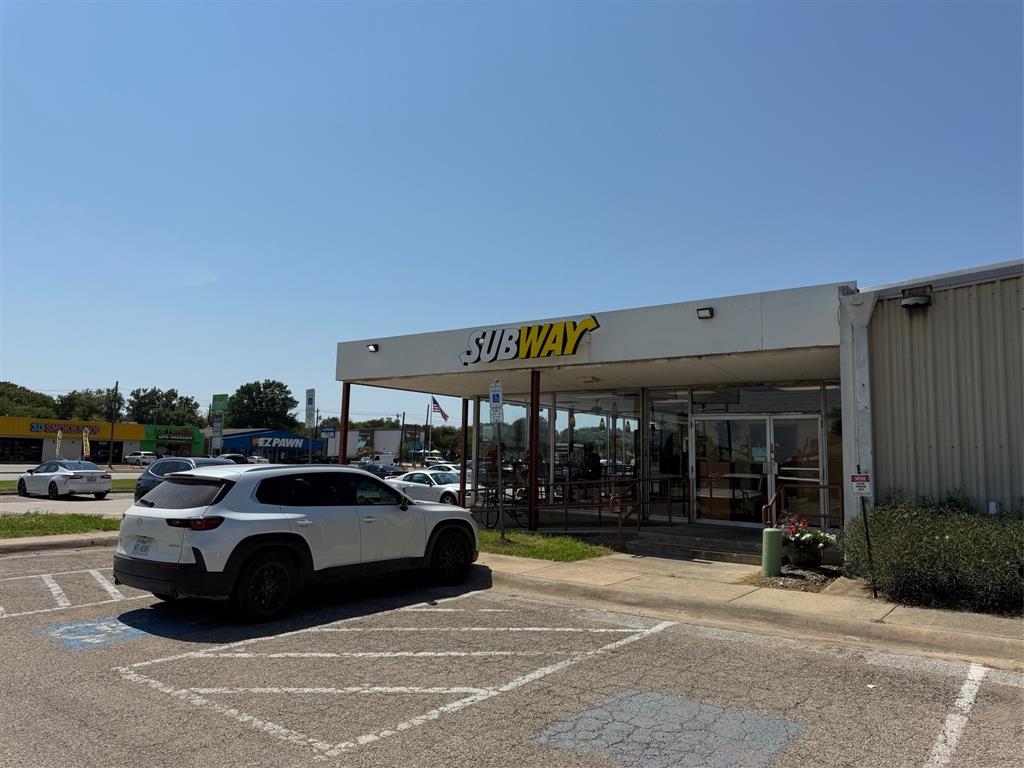 1720 W University Drive