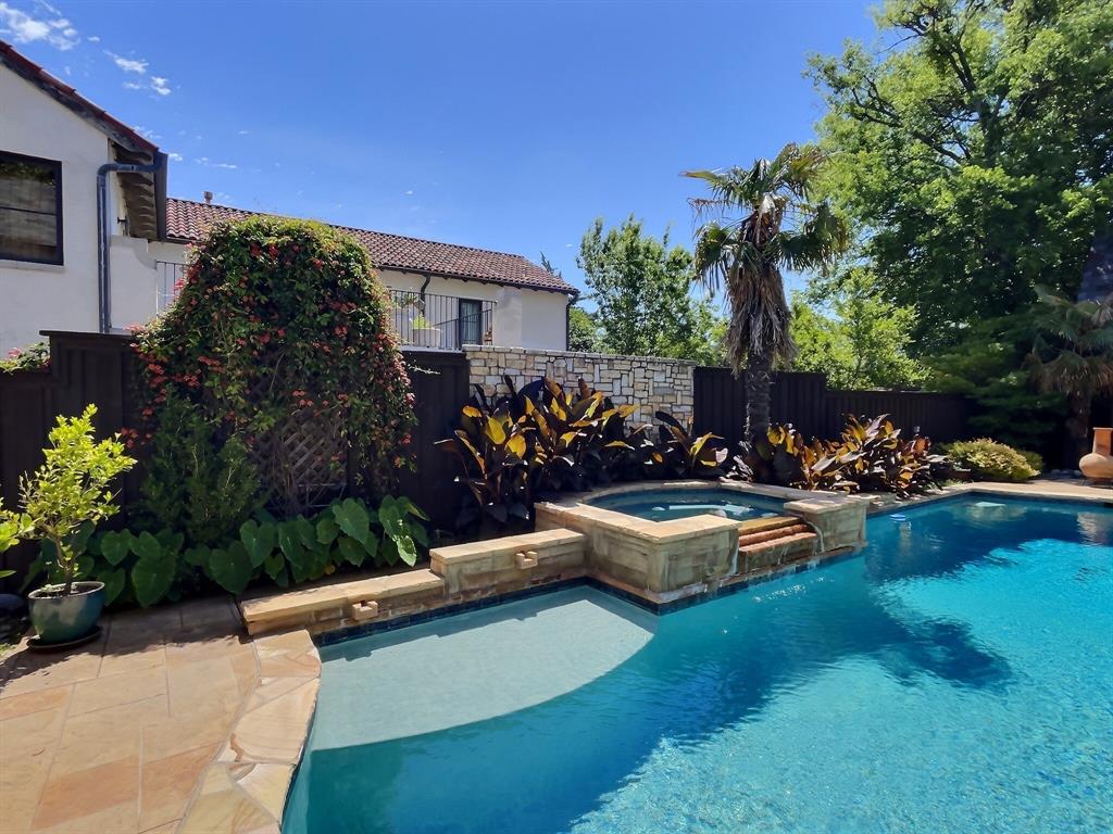 North Side Add 02 Instl - Residential