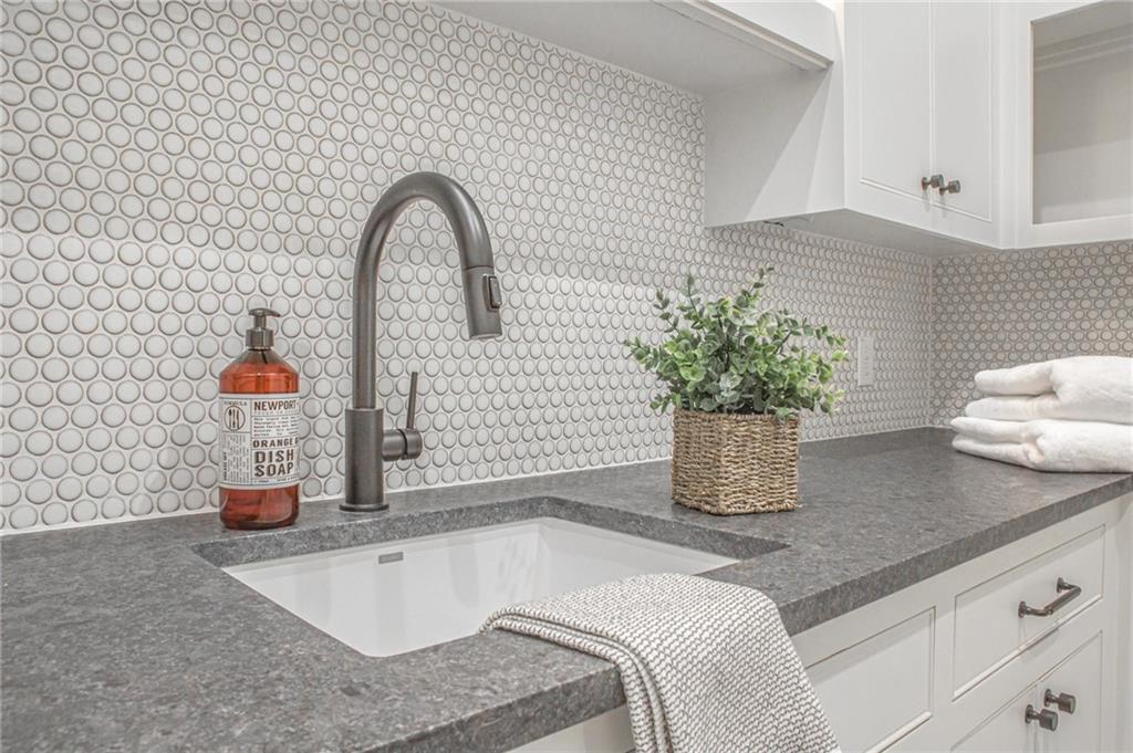 The Hills Of Kingswood - Residential