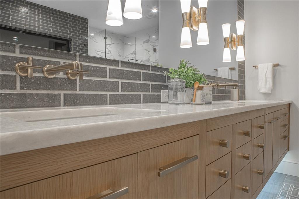 The Hills Of Kingswood - Residential