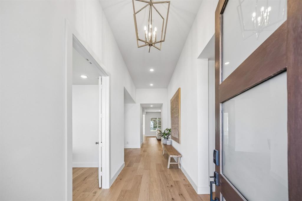 1718 Wintergreen Avenue