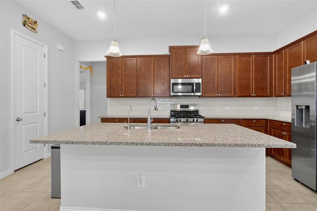 Fort Worth, Texas 76137, United States, 5 Bedrooms Bedrooms, ,3 BathroomsBathrooms,Residential,Active,162079