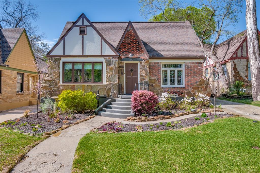 1107 Sarasota Circle