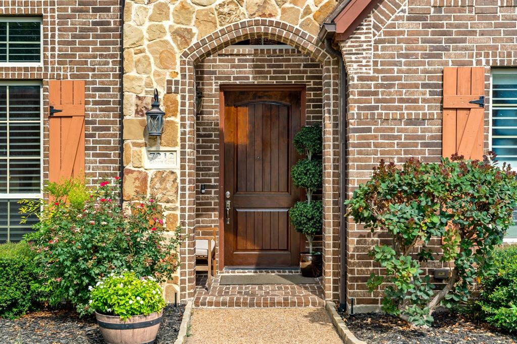7212 Cabott Cove