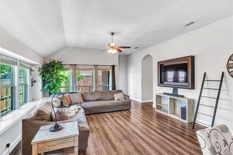 Tiny photo for 402 Shirley Drive, Alvarado, TX 76009 (MLS # 21007399)