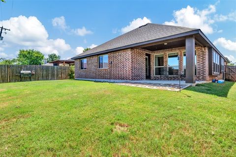 Tiny photo for 402 Shirley Drive, Alvarado, TX 76009 (MLS # 21007399)