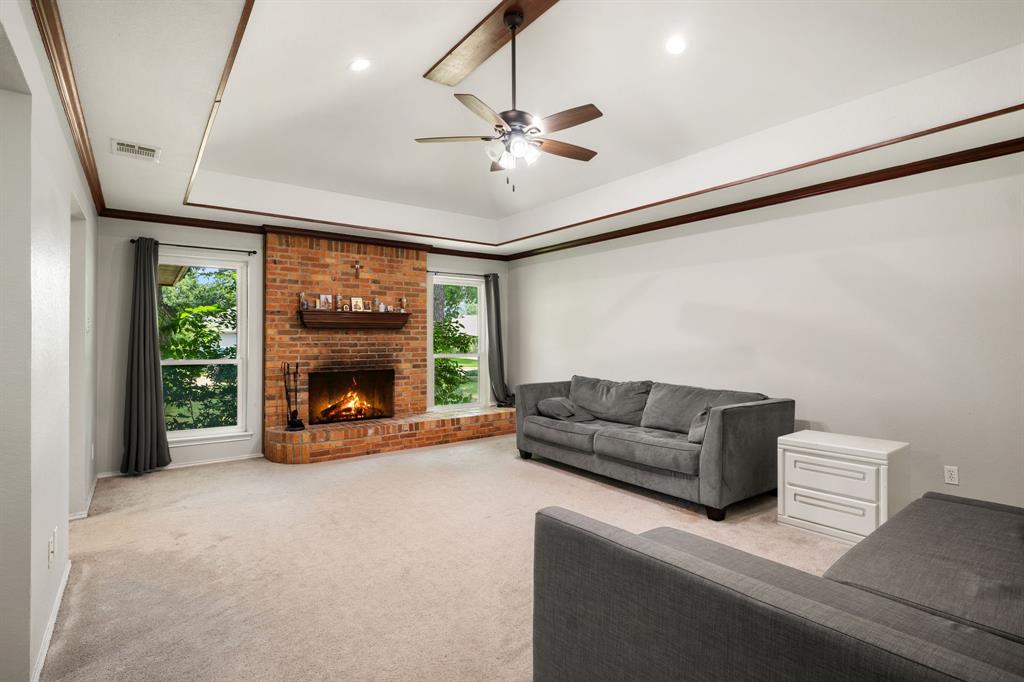 8 Cimarron Drive