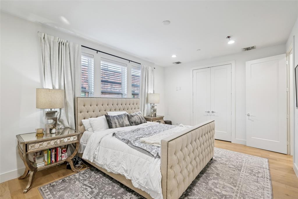 Lofts on Cedar Springs - Residential