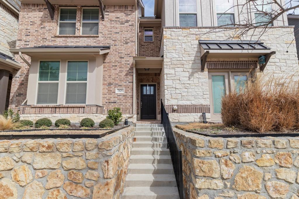 Bayside Twnhms - Residential