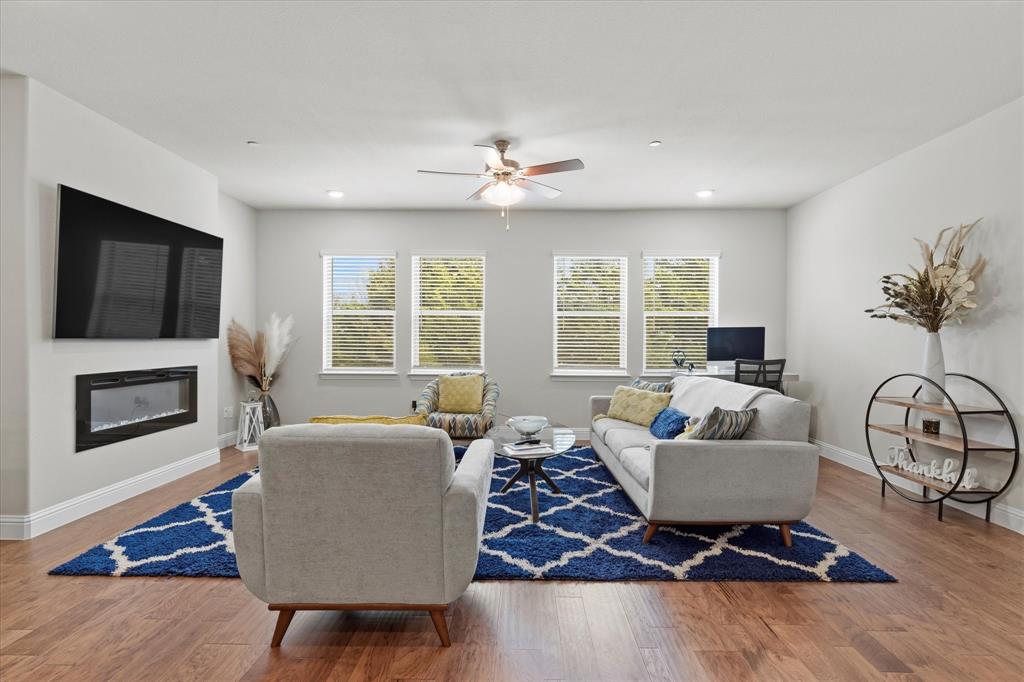 Bayside Twnhms - Residential