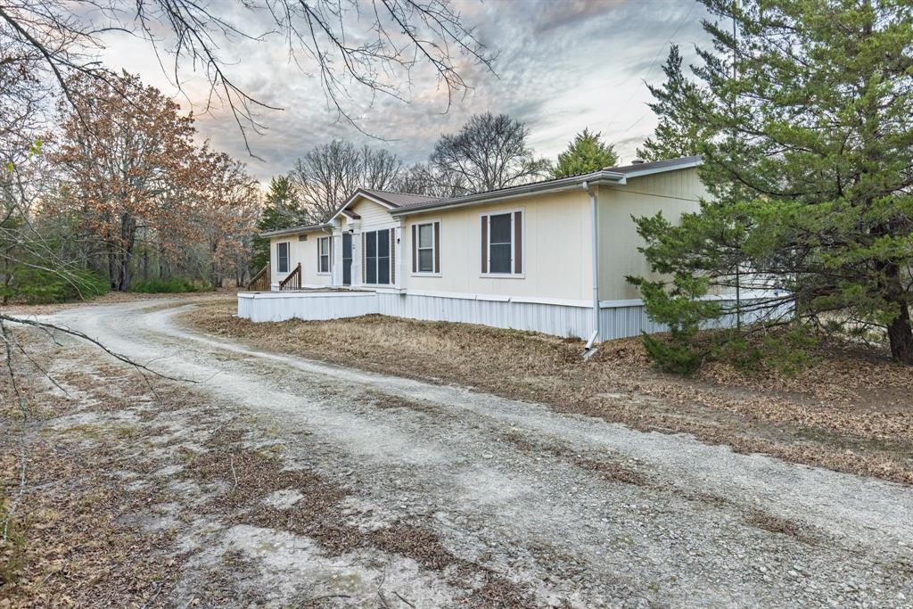 A1043 TENNISON THOMAS R,TRACT 7, ACRES 27.911, - Residential