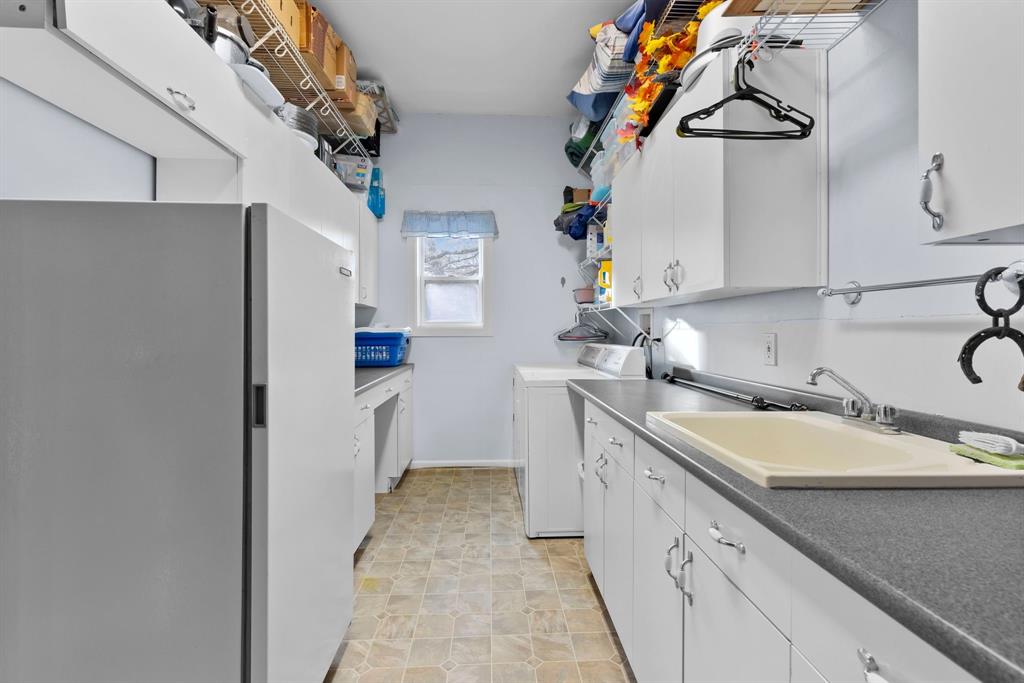 A1043 TENNISON THOMAS R,TRACT 7, ACRES 27.911, - Residential