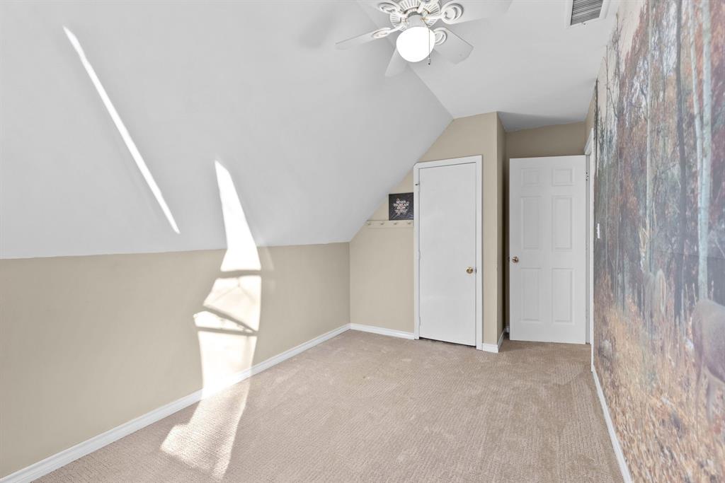 A1043 TENNISON THOMAS R,TRACT 7, ACRES 27.911, - Residential