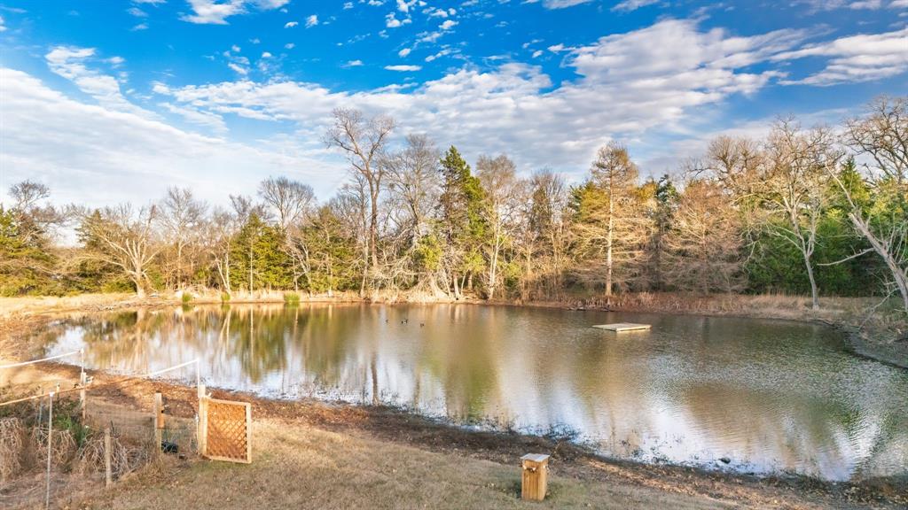 A1043 TENNISON THOMAS R,TRACT 7, ACRES 27.911, - Residential