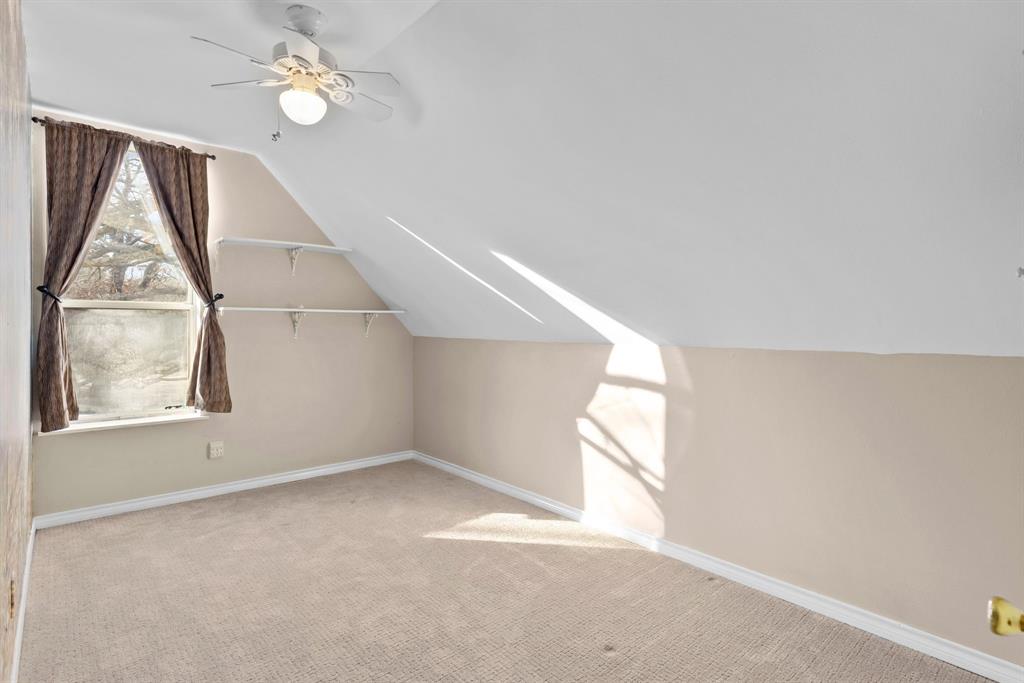 A1043 TENNISON THOMAS R,TRACT 7, ACRES 27.911, - Residential