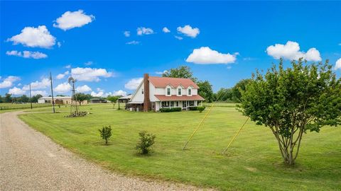 A home in Yantis