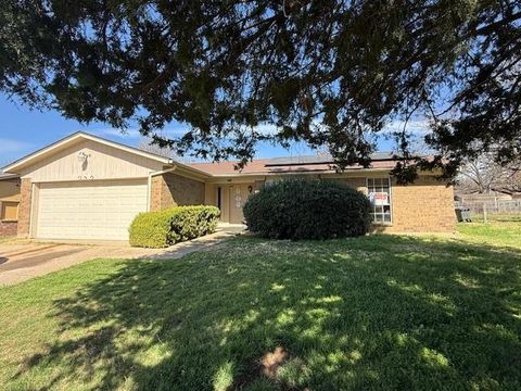 3313 Oak Timber Drive Forest Hill TX 76119