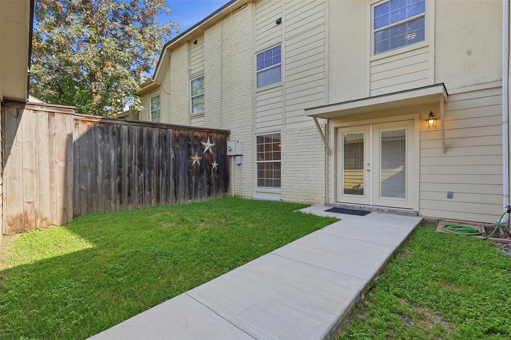 Timberleaf Lane Twnhms - Residential