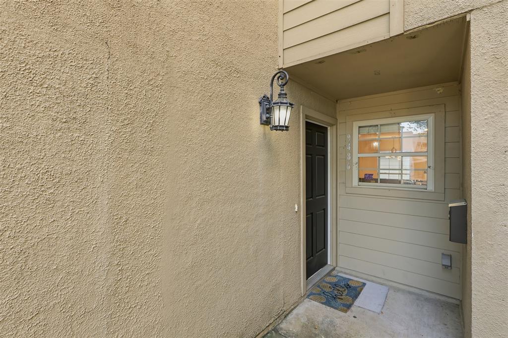 9486 Timberleaf Drive