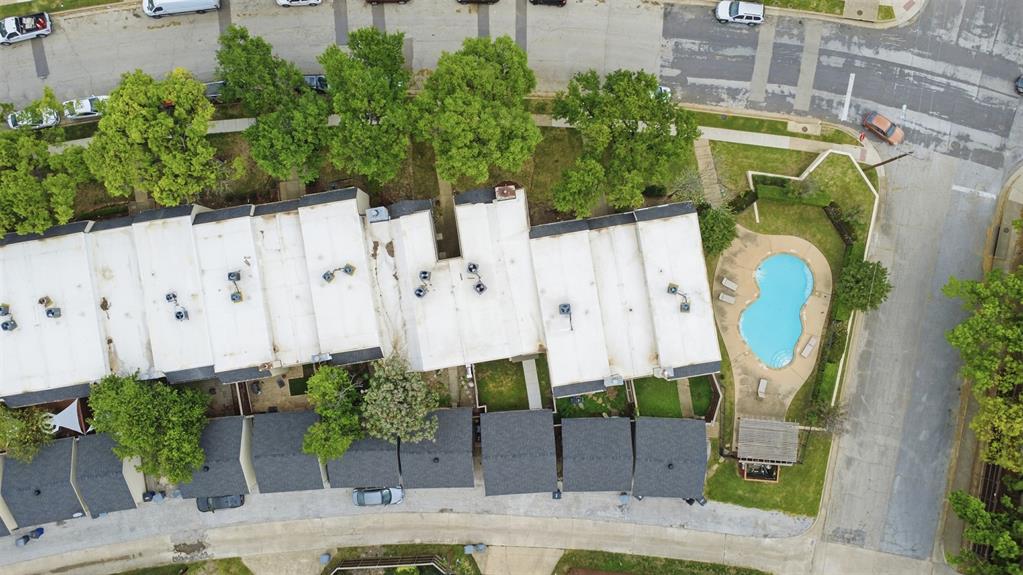 Timberleaf Lane Twnhms - Residential