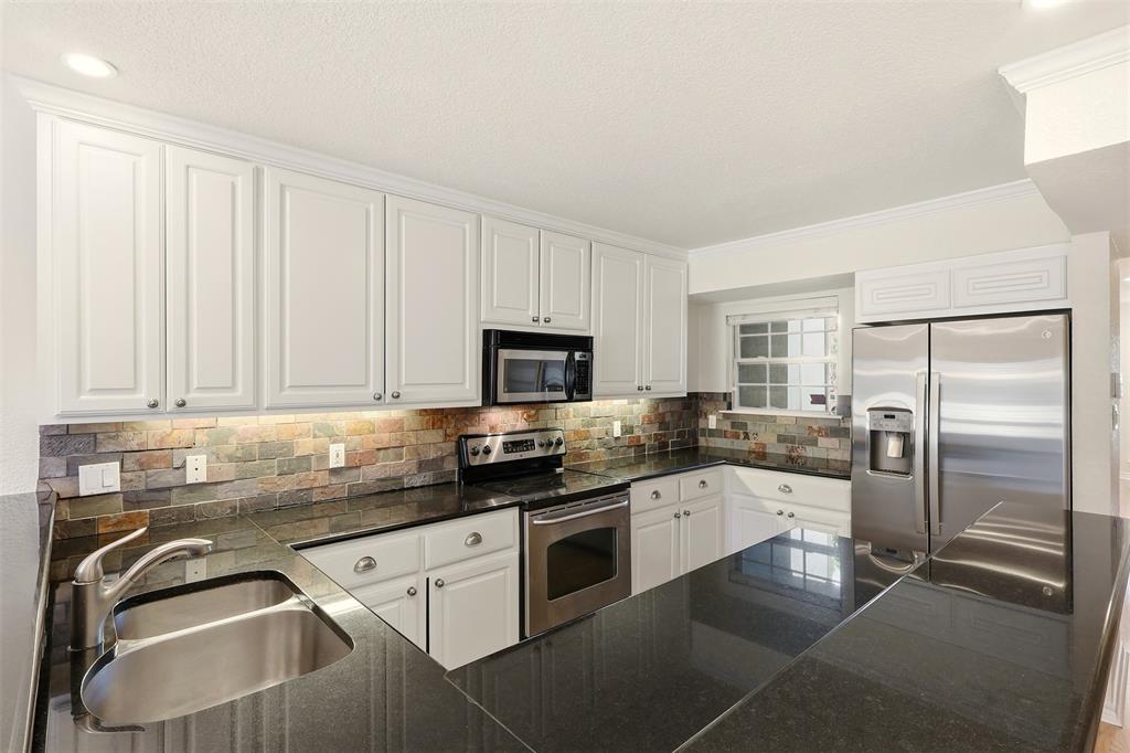 Timberleaf Lane Twnhms - Residential