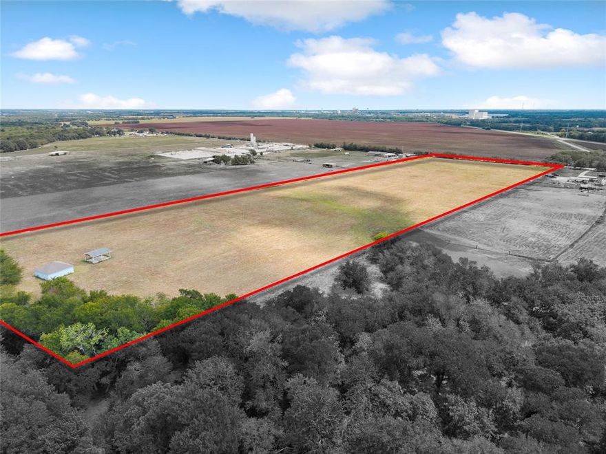 Beautiful 17.86-acre tract in Caddo Mills! Cleared and ready for your vision! Build a custom home, bring your mobile or manufactured home, or enjoy wide-open space for a shop, barn, or livestock. Conveniently located minutes from I-30 and right off Hwy 66, offering peaceful country living with quick access to Rockwall and Greenville. Perfect for multi-generational buyers, builders, or investors with multiple possibilities for use.

approximately $36,000 per acre!